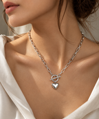 The Amora Necklace