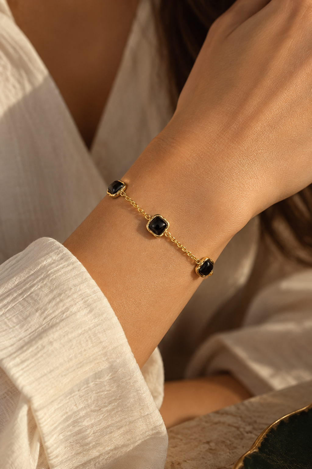 The Sunstone Bracelet - Black