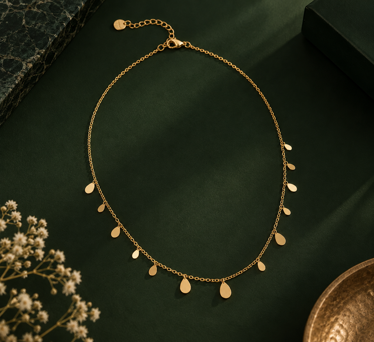 The Golden Leaf Necklace