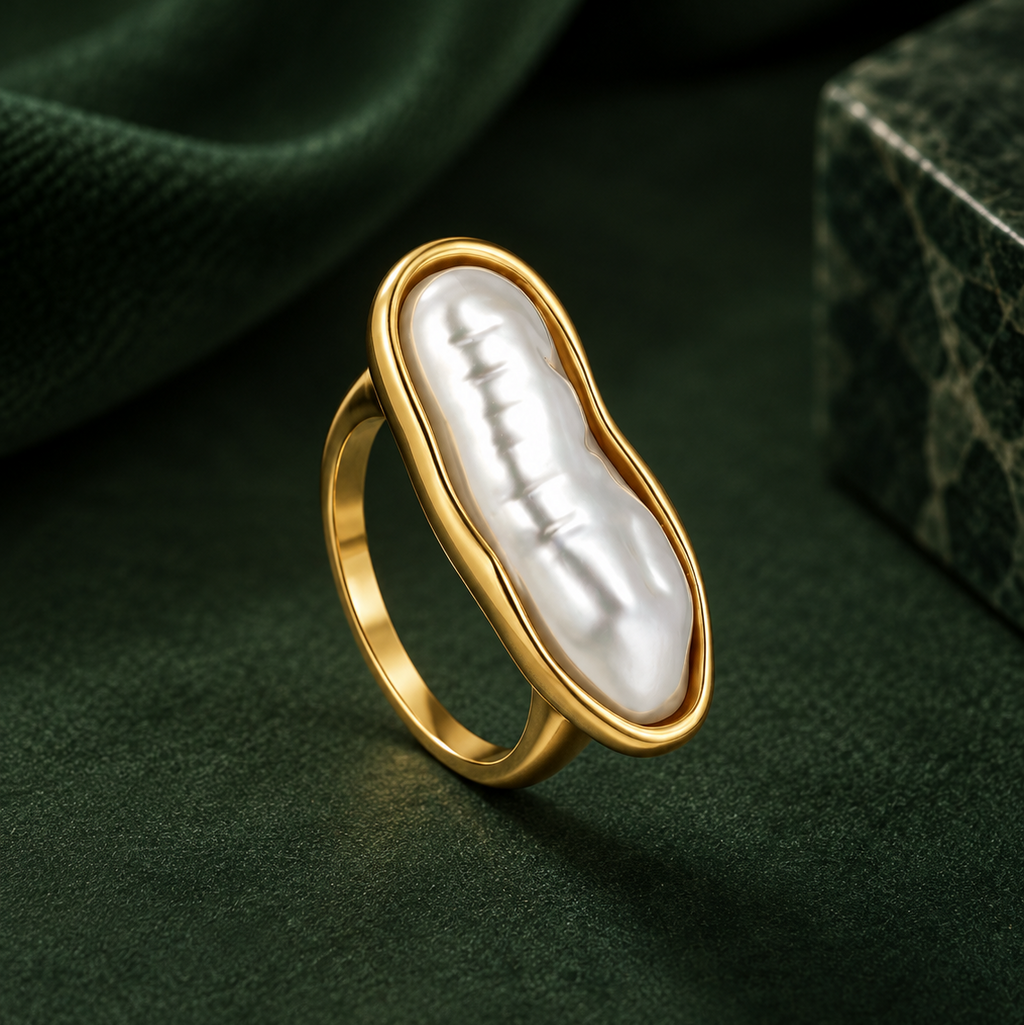 Pearl Sculpted Ring